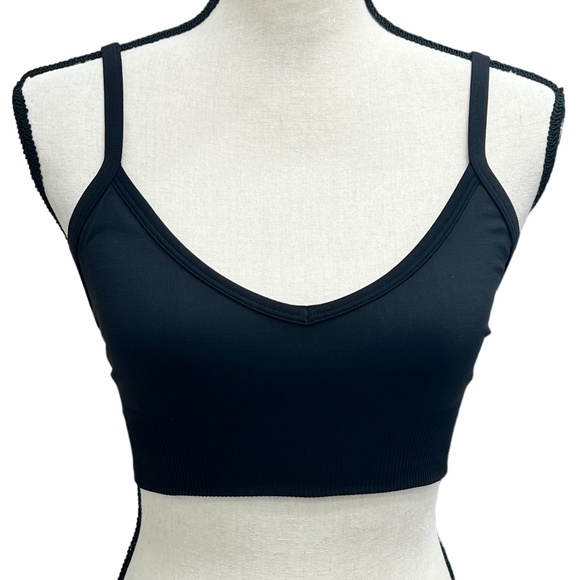 LULULEMON BLACK EBB TO STREET BRA - Picture 4 of 16